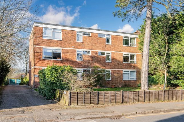 1-bed flat on Flat 1 Shere Court, 129 Blackborough Road, Reigate, £240,000