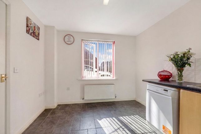 20 Blackburn Way, Nottingham photo 3