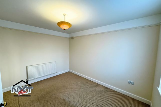 46, Cloverly Road, Essex photo 2