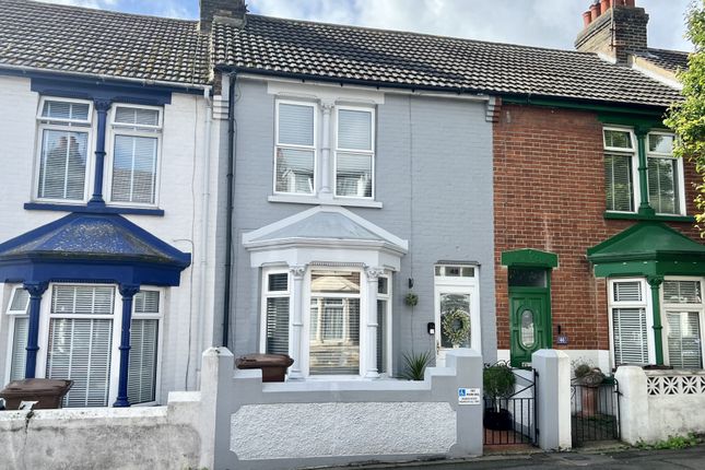 Thumbnail Terraced house for sale in Cavendish Avenue, Gillingham
