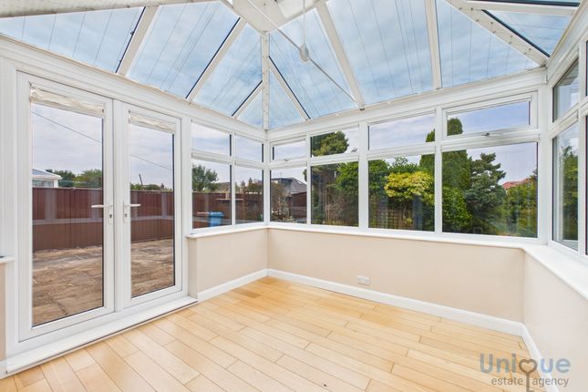 69, St Thomas Road, Lytham St. Annes photo 4