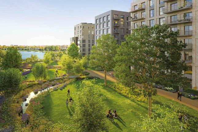 Flat for sale in Woodberry Down, Finsbury Park