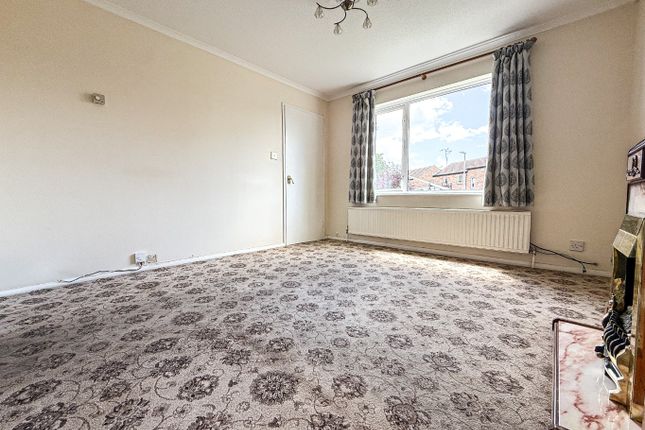 44, Darwin Close, Taunton photo 2