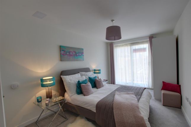 5 Helena Court,, Victoria Road, Burgess Hill photo 3