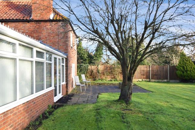 Cottage for sale in Staythorpe Road, Averham, Newark