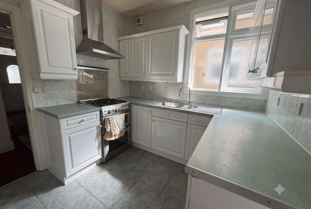 Cranbrook Road, HOUNSLOW photo 4