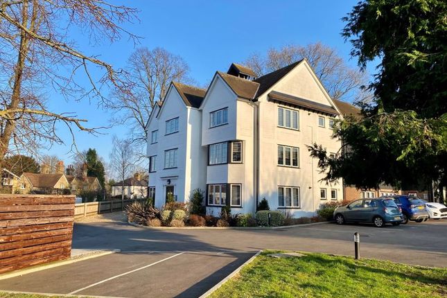 Thumbnail Flat for sale in Hobbs Cross Road, Harlow