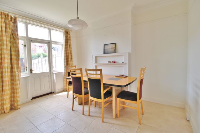 1, Chestnut Avenue, Southsea photo 4