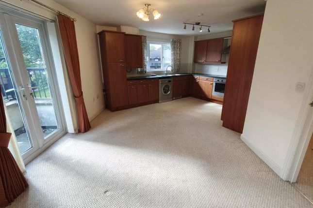 14, Maple Leaf Close, Preston photo 2