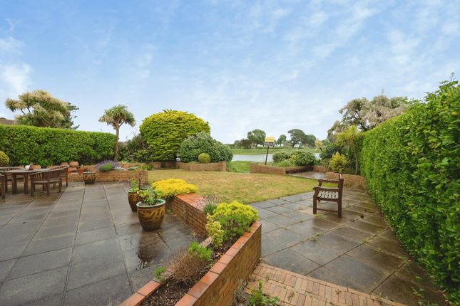 57, Southwood Road, Hampshire photo 4