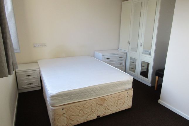 Thumbnail Room to rent in Paynels, Orton Goldhay, Peterborough