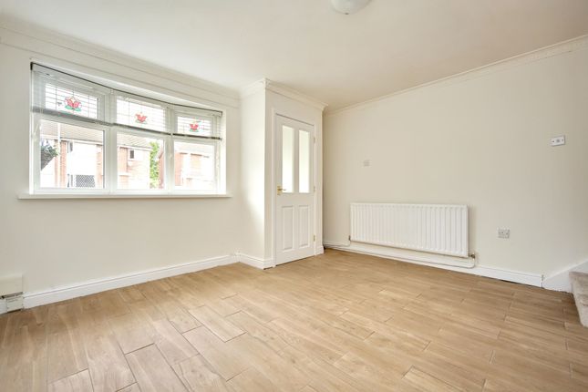 104 Baker Street, Wigan photo 2