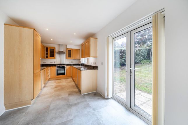 13, Brightwen Grove, Stanmore photo 4