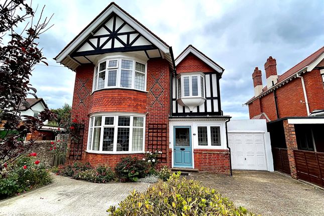 Thumbnail Detached house for sale in Bath Road, Worthing