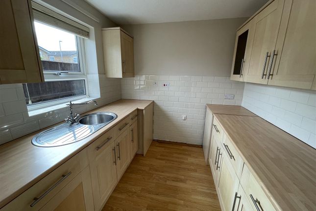 16, Galloway, Darlington photo 3