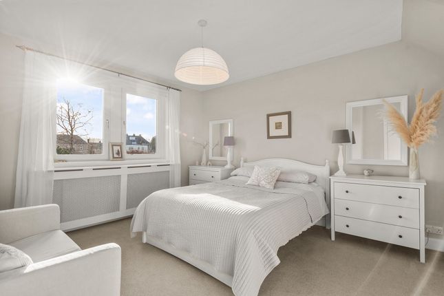 34 Randolph Road, Stirling photo 4