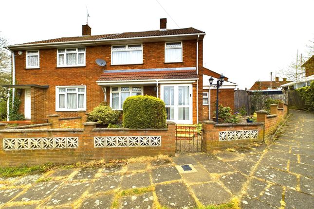 Thumbnail Semi-detached house for sale in Great Elms Road, Nash Mills