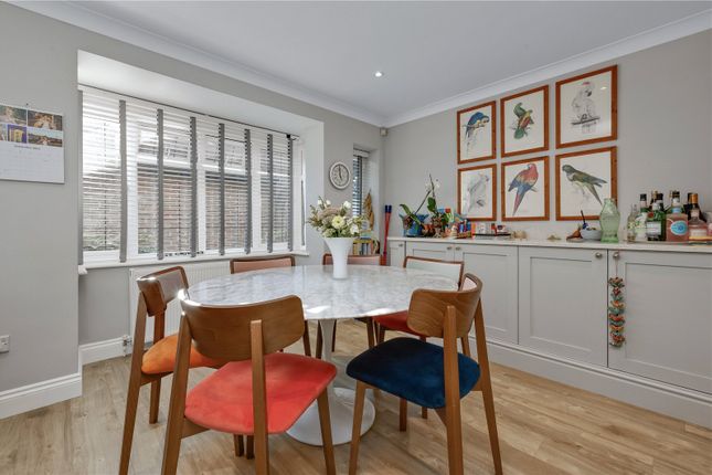 27, Clive Road, Surrey photo 3