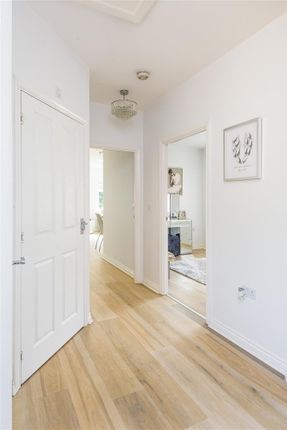 Flat for sale in Woolley House, Hawthorne Mews