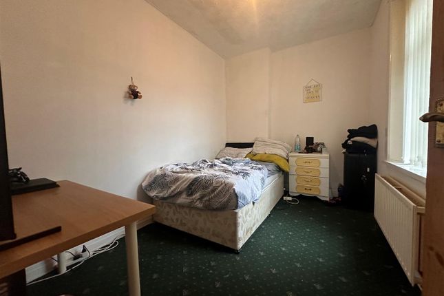 3, Lyndhurst Road, Burnley photo 4