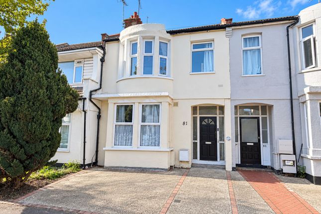81a Victoria Road, Southend-On-Sea photo 2