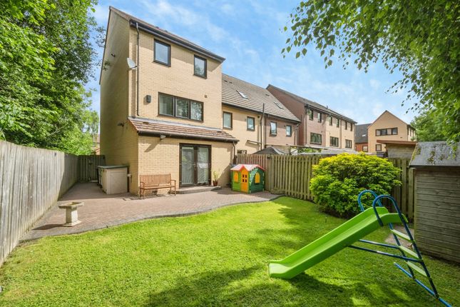 82, Stables Way, Rotherham photo 4