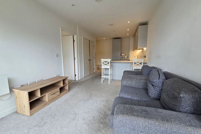 LC 404B, Hulme Street, Salford, Manchester, Manchester photo 3