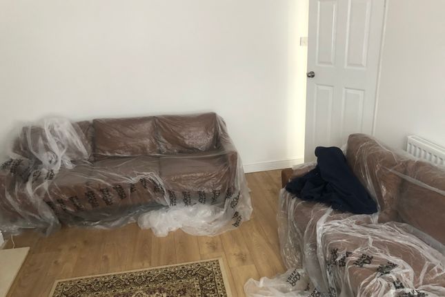 21, Franciscan Road, Coventry photo 3