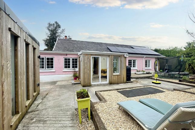 Thumbnail Cottage for sale in Llanybri, Carmarthen