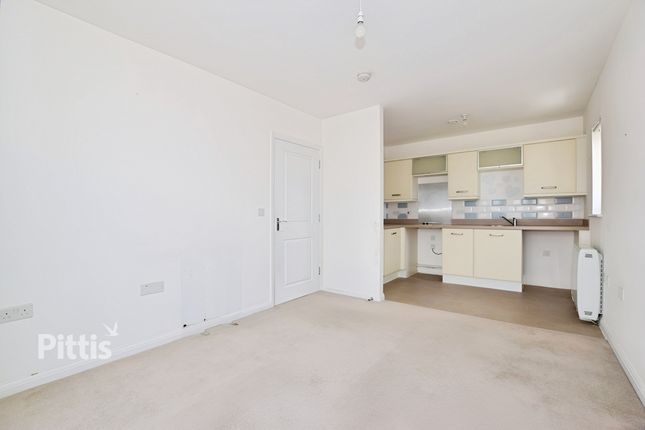 Flat 10, River Court, 62, Albert Way, East Cowes photo 4