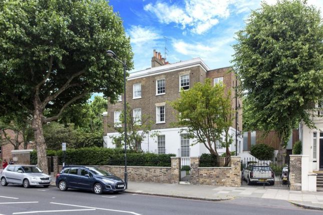 Thumbnail Flat for sale in St. Johns Wood Road, London