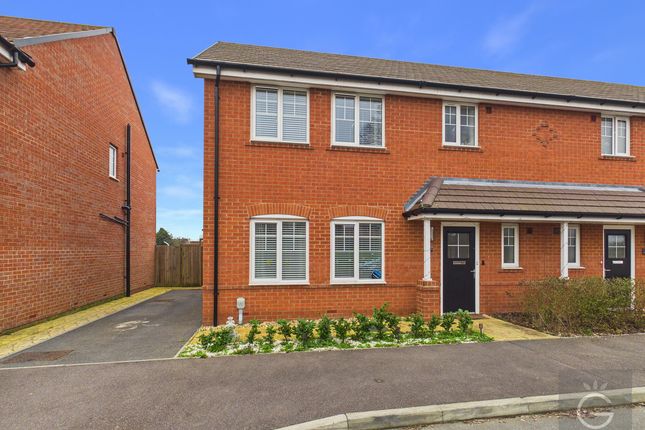 3-bed house on 109, Garrett Drive, Reading, £470,000