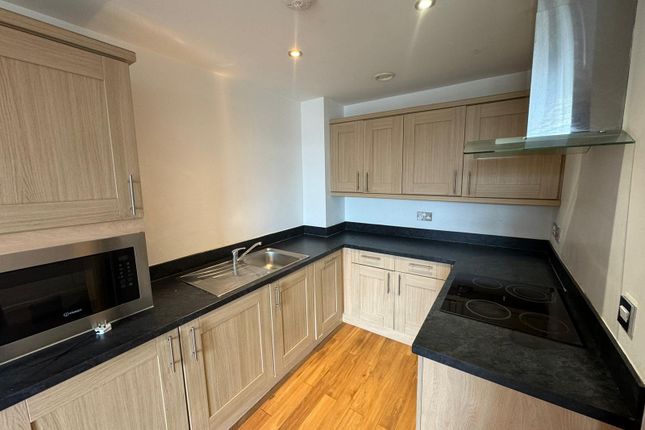 Flat to rent in Milton Street, Sheffield, Sheffield, South Yorkshire