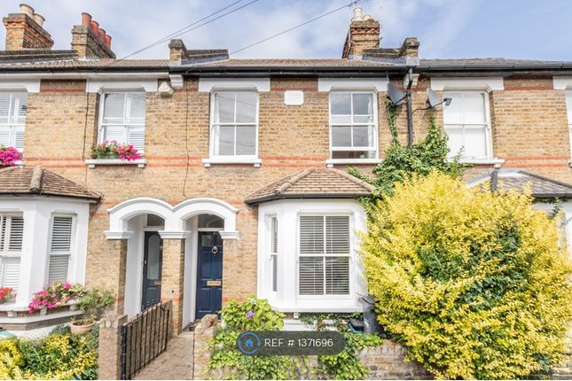 2 bed terraced house to rent in Talbot Road, Isleworth TW7