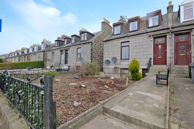 1-bed flat on 14 Roslin Terrace, Aberdeen, £70,000