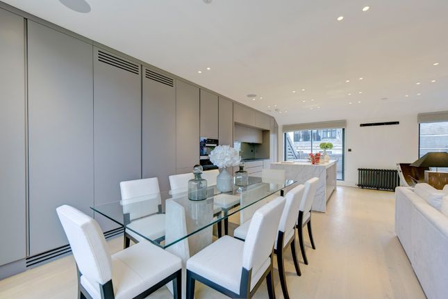 Flat for sale in Maddox Street, London