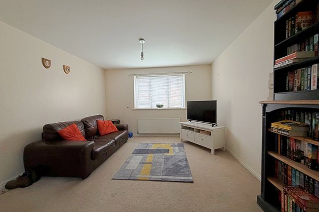Harbourne Close, Kenilworth photo 3