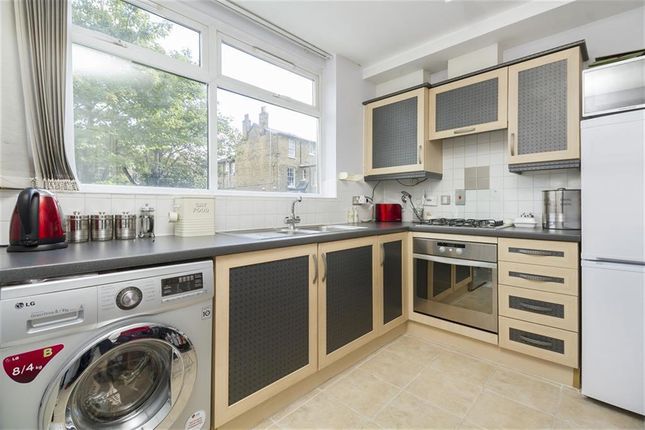 Thumbnail Terraced house to rent in Century Yard, Forest Hill