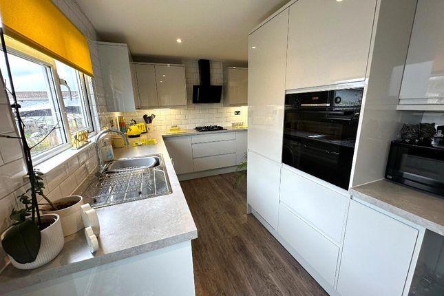 Mobile/park home for sale in Half Moon Lane, Pepperstock, Pepperstock, Bedfordshire