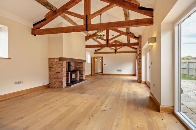 Crose Mere, Frankton Barn,, English Frankton, Shropshire photo 2