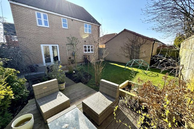 25 Fenton Drive, Scarborough photo 4