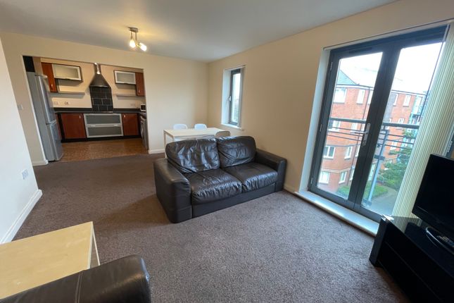 92, St. Christophers Court, Swansea photo 5