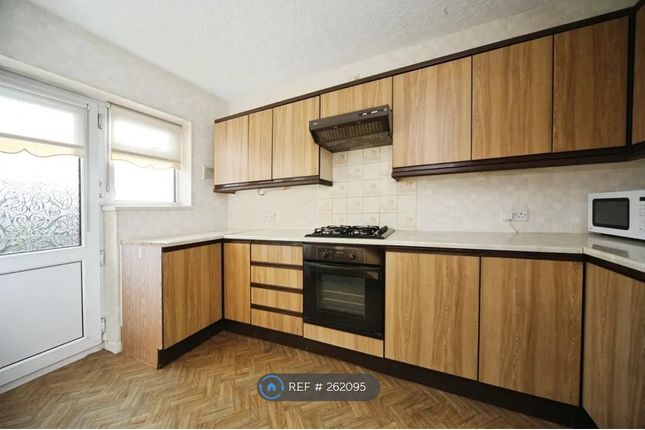 Briar Close, Luton photo 2