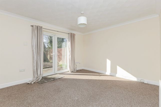 13, Dairy Farm Court, High Street, Attleborough photo 3