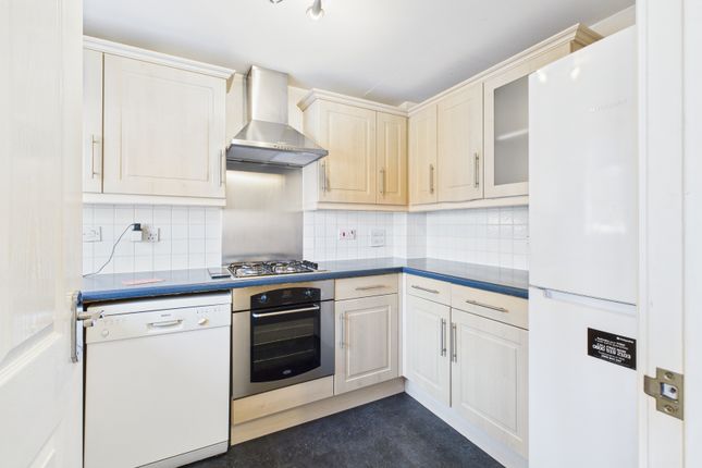 15, Garton Way, Ashford photo 3