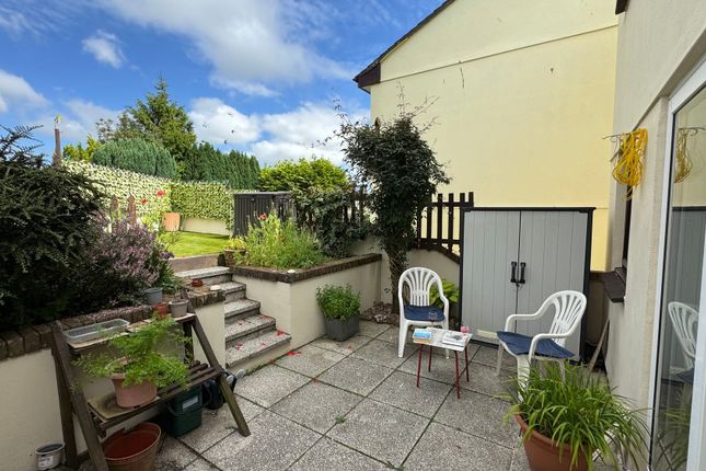 14 Tremeddan Court, Liskeard photo 3