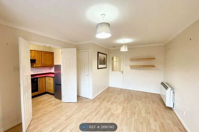 Thumbnail Flat to rent in Mahon Court, Moodiesburn, Glasgow