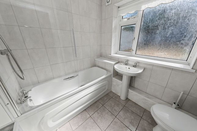 8 Mostyn Street, Aberdare photo 4