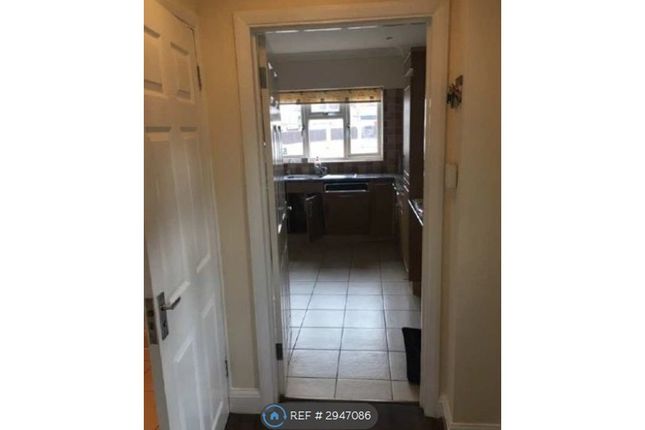 A Victoria Road, Ruislip photo 4