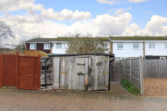 49, Okeley Lane, Tring photo 2